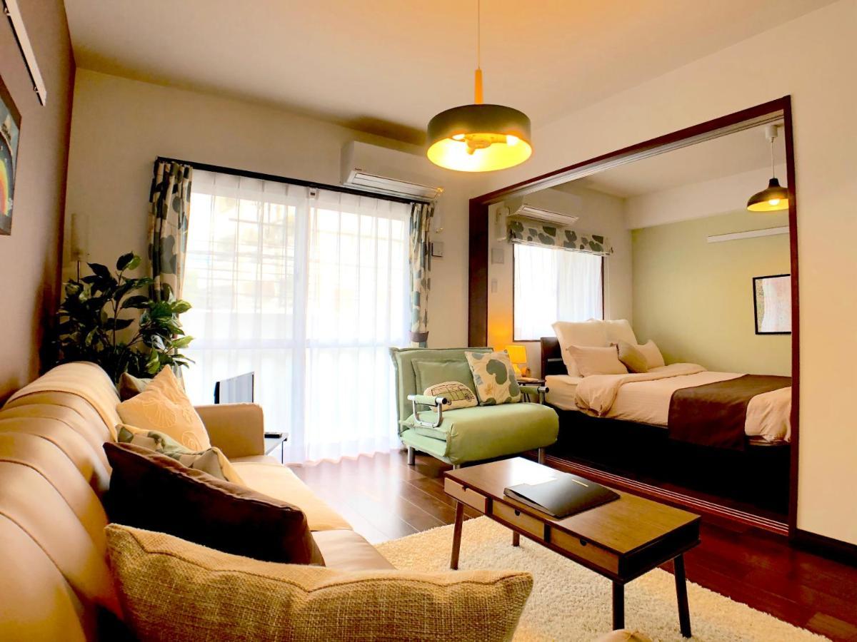 ลูอานา เลอา คาราเต้ ไคกัง มาเอะ Hotel Tomigusuku ภายนอก รูปภาพ