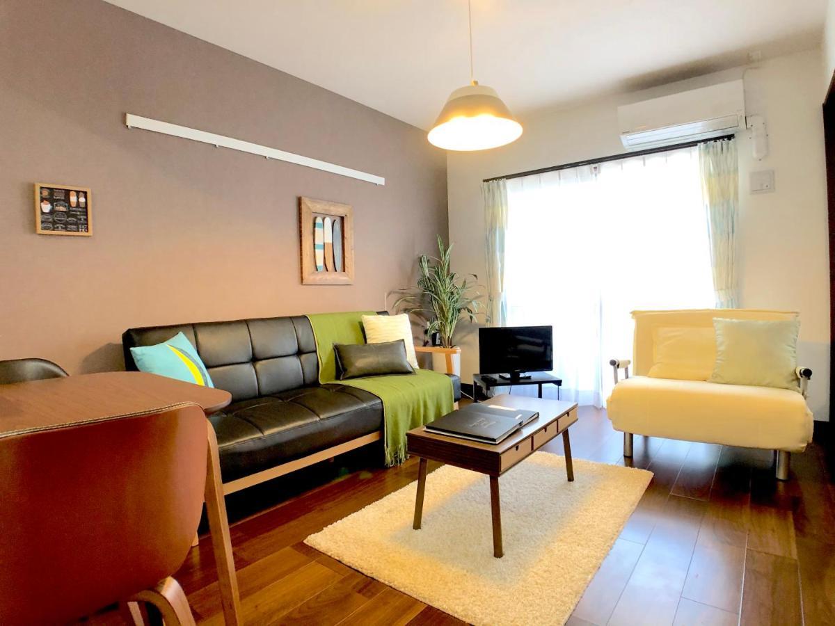 ลูอานา เลอา คาราเต้ ไคกัง มาเอะ Hotel Tomigusuku ภายนอก รูปภาพ