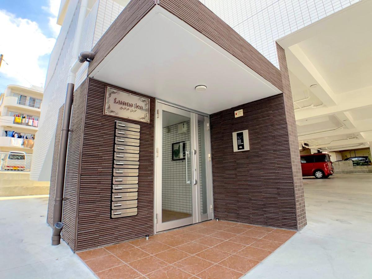 ลูอานา เลอา คาราเต้ ไคกัง มาเอะ Hotel Tomigusuku ภายนอก รูปภาพ